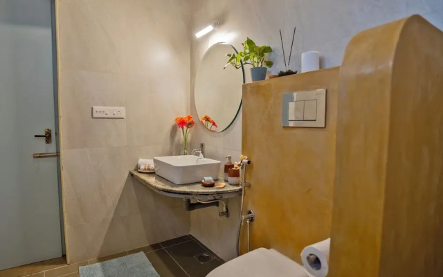 Vana by Loka - Self Catered Studios