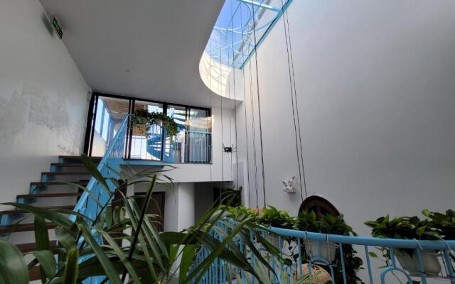 Wings House 2