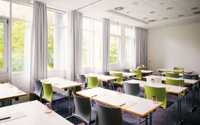 Vienna House Easy by Wyndham Amberg