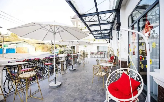 Stillus Boutique Hotel Dalat