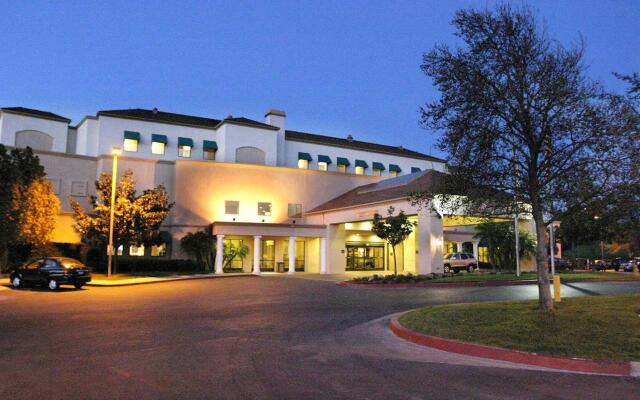 Embassy Suites by Hilton Temecula Valley Wine Country