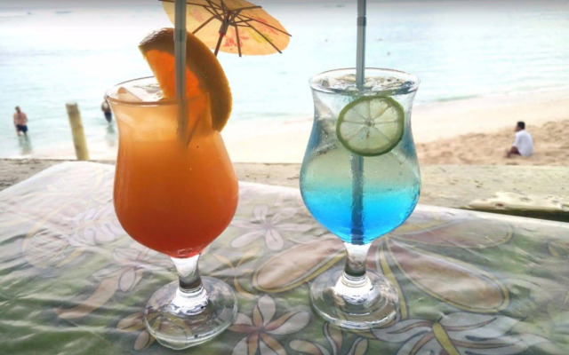 Taufua Beach Fales