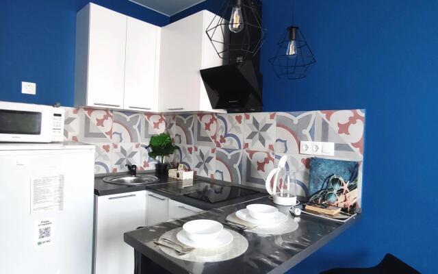 Apartments on Melnikaite street 144k1