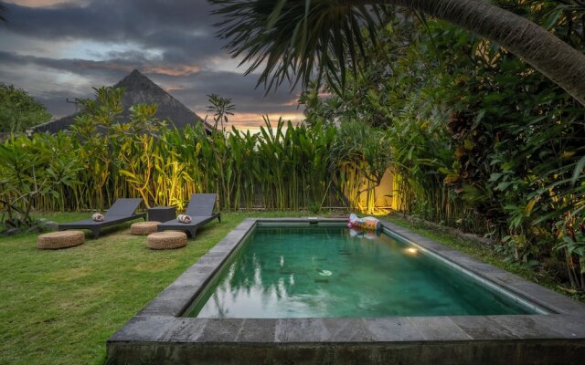 Casa Sweet Lips by Betterplace