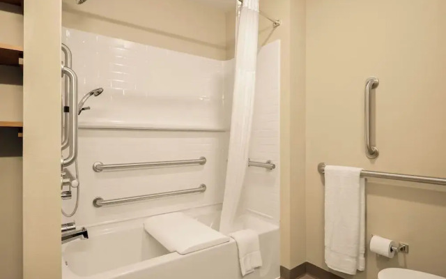 LivAway Suites- Syracuse