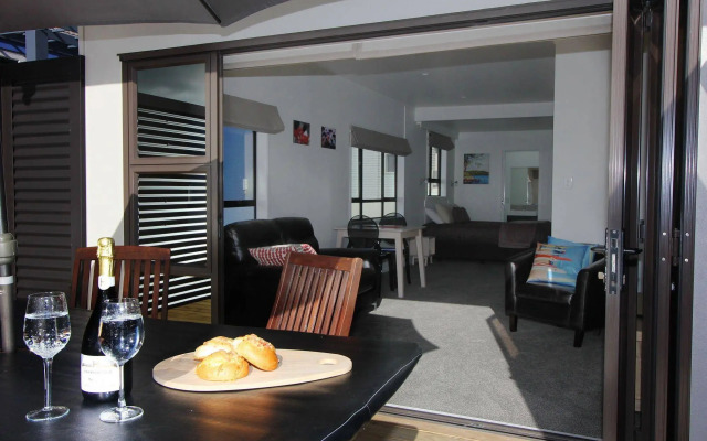 Blue Marlin Apartments