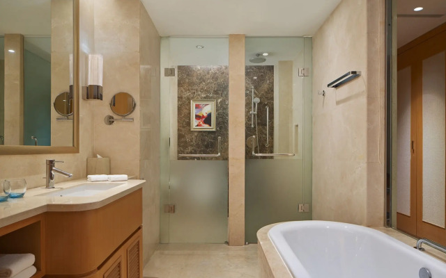 Sheraton Yantai Golden Beach Resort