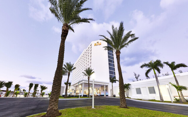 Hotel Riu Palace Paradise Island - Adults Only - All Inclusive
