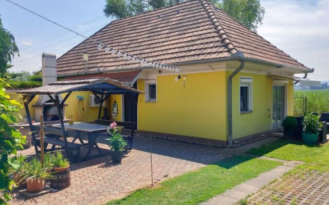 House Lisa Balatonboglar/Szemes