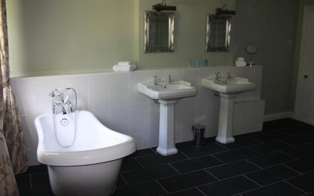 Chillingham Manor Luxury B&B