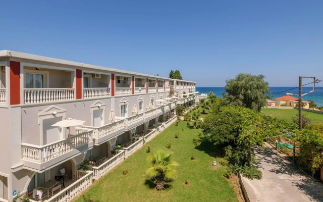 Belussi Beach Hotel & Suites