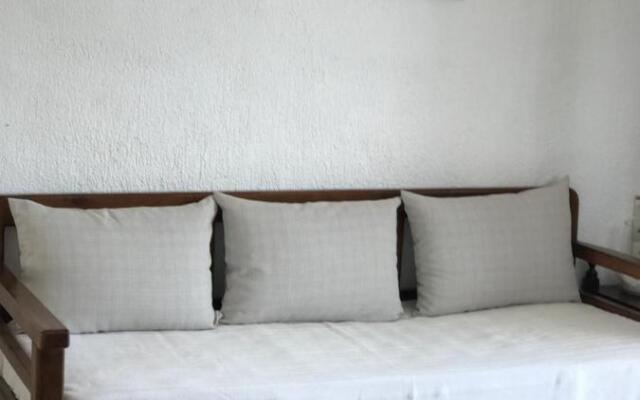 Elea Apartment