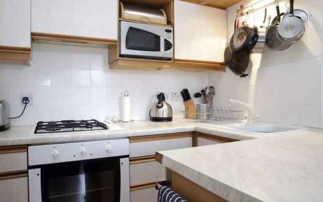 1 Bedroom Apartment Near Royal Mile