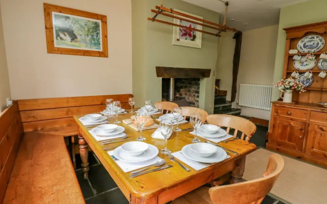 Byrdir Cottage