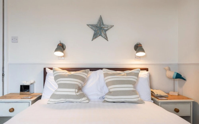 The Kingswood Hotel