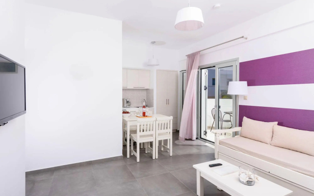 Angela Studios & Apartments
