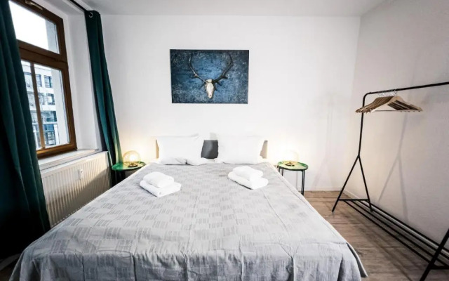 ⋙ Stilvolle Wohnung mit 2 Schlafzimmern & Balkon ⋘