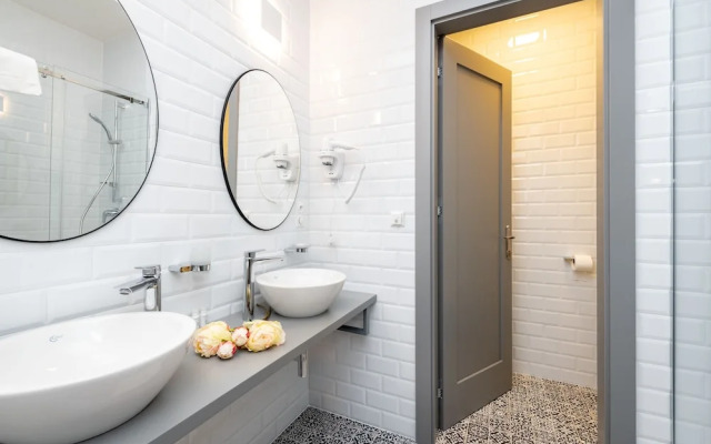 Garden Suites Residence by TKC