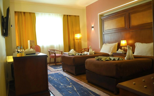 Cleopatra Hotel