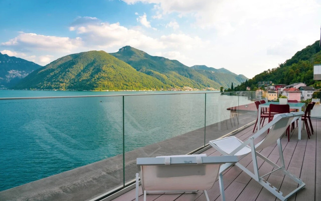 One & Only Lake View Penthouse No01