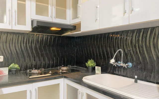 Combined 1Br With Extra Room Apartment At Green Pramuka City