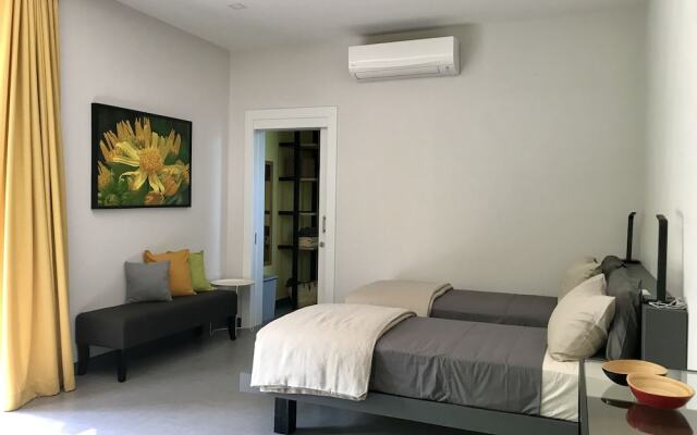 ZiZ Boutique House