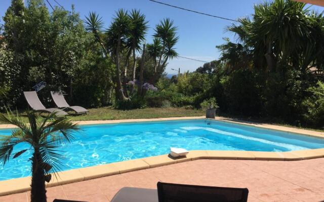 Villa 150m2 piscine apercu mer climatisée
