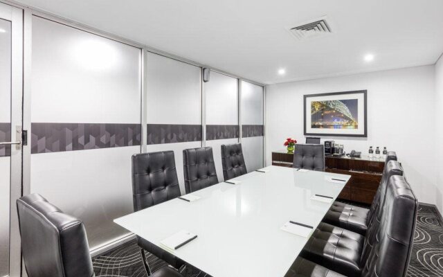 Meriton Suites World Tower
