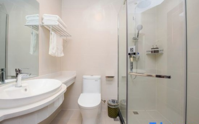 Wencheng Hotel – Bathroom – Shijiazhuang