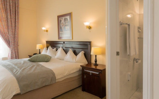 Hansa Hotel