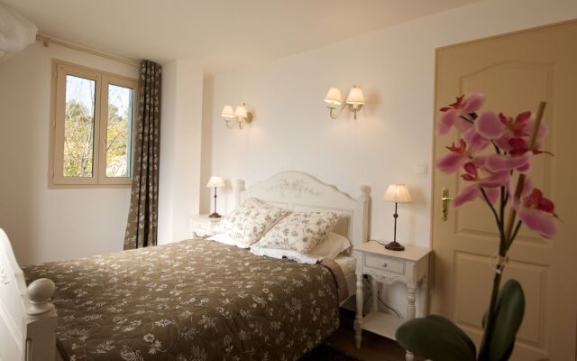 Le Hameau de l'Oliveraie