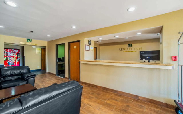 Quality Inn Carbondale University area