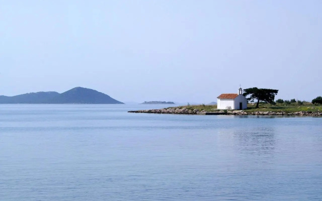 Apartments with a parking space Pakostane, Biograd - 14054
