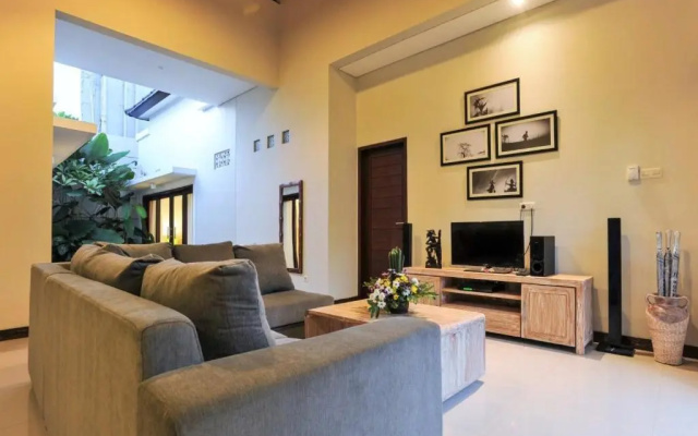 Family three bed room neil villa private pool – Lobby – Kuta