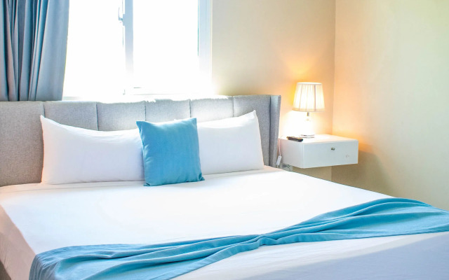 Playa Palmera Beach Resort