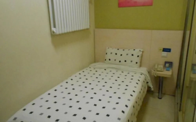 Eaka 365 Hotel