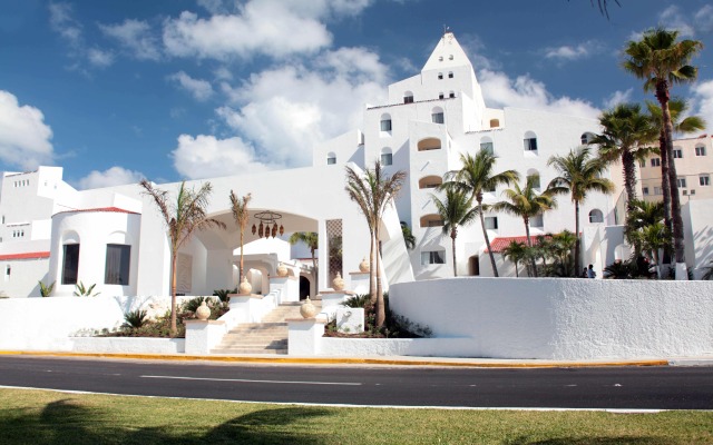 GR Caribe Deluxe All Inclusive Resort