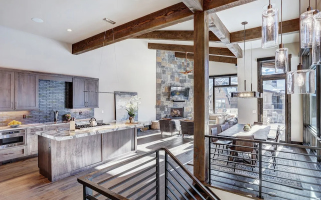 Wintours Leap 4 Bedroom Townhouse by RedAwning