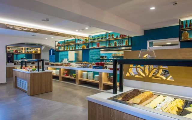 Infinity Blue Boutique Hotel and Spa - Adults Only