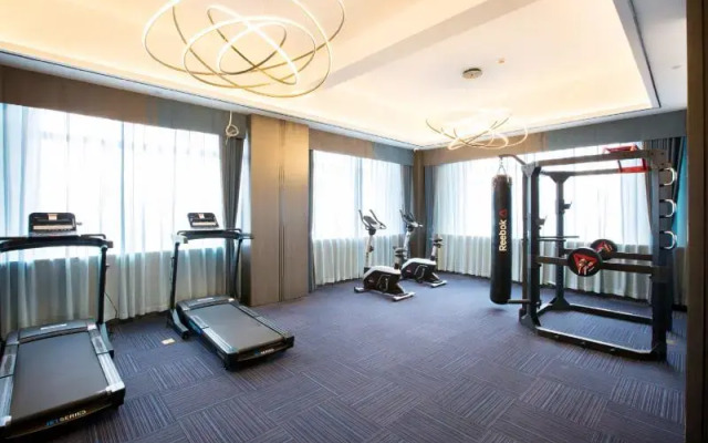 Yangzi International Hotel