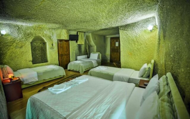 SOS Cave Hotel