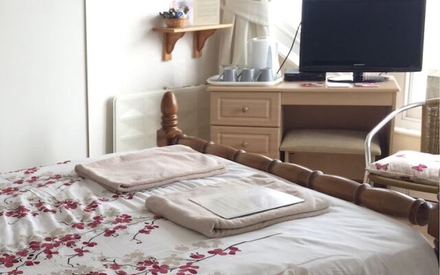 Whitecliff Guesthouse