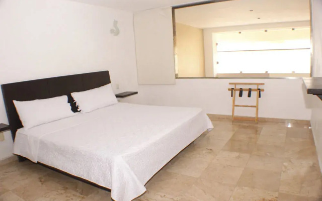 Ocean Plaza 11 by Praia