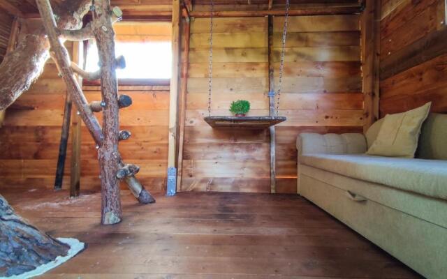 Gea tree house