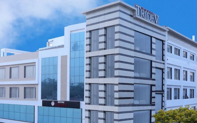 Hotel Tridev