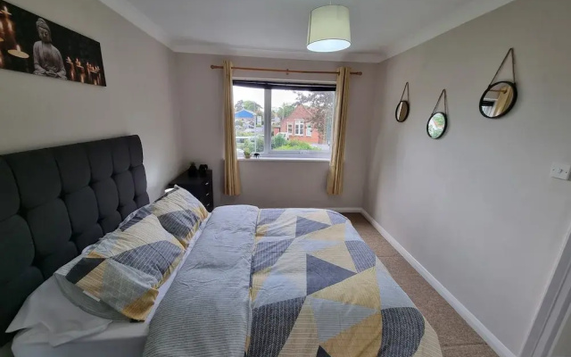 360 Serviced Accommodations - Swan Path Retreat - 2 Bedroom Apartment