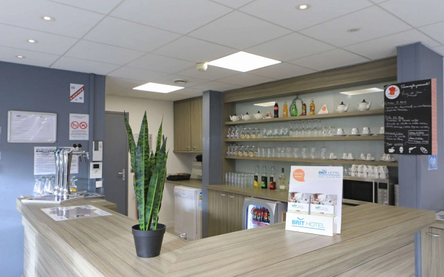 Brit Hotel Le Polder