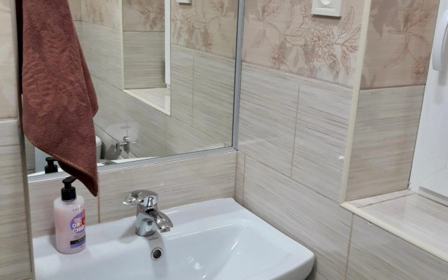 Studio Apartment -біля Вокзалу-недалеко від Центру-Городоцька 131