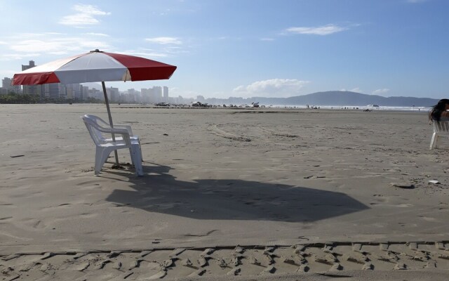 100m da Praia Aviação Imperdível