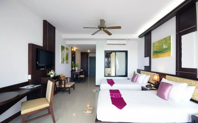 Palm Paradise Resort